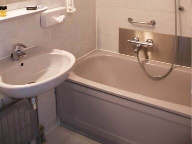 Fletcher-Hotel-Restaurant-Nieuwvliet-bad-badkamer